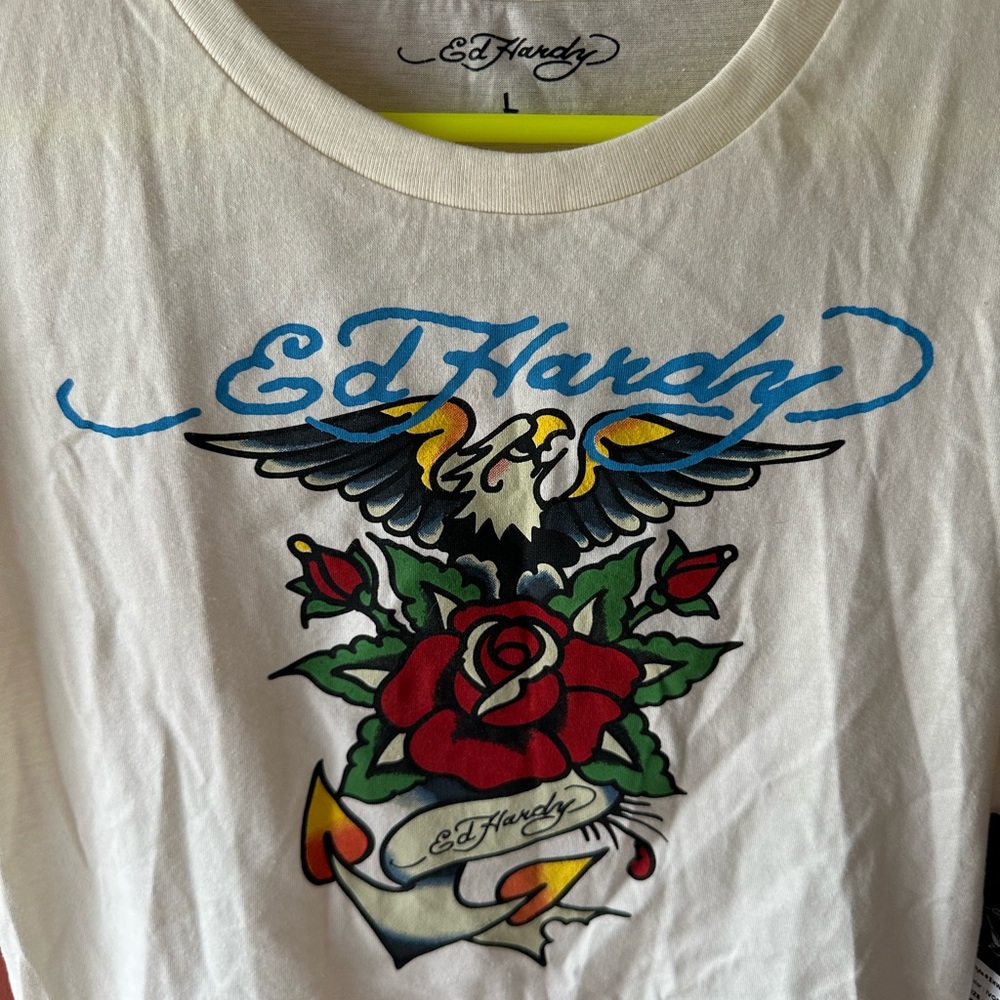 Ed Hardy White Graphic T-Shirt - Picture 2 of 3